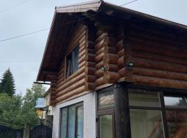 Приватна садиба GREEN HOUSE, alquiler temporario en Mizhhirya