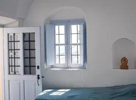 joseph X Traditional House in Castle - Double Room