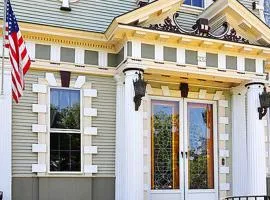 Edgewood Manor Inn Bed and Breakfast