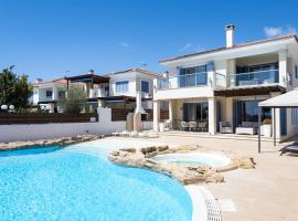 AAA SEAVIEW PANORAMA, hotel in Pervolia