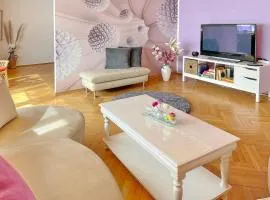Ferienwohnung Wildbiene