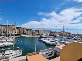 Magnifique Studio sur le Port de Gruissan (2 à 4 pers)