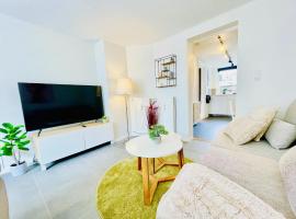 aday - Charming Studio close to the Football Stadium, hotel in Aalborg