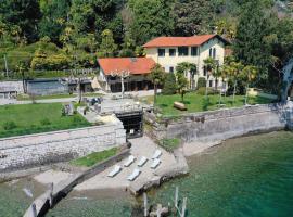 Beach Villa Fiorina, location près de la plage à Ghiffa