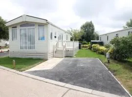 Countryside Holiday Park by the River nr Canterbury (Pet-Friendly)