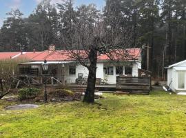 Gorgeous Home In Sk With Kitchen, stuga i Skå