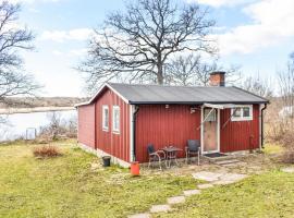 Gorgeous Home In Lyckeby With House Sea View, hytte i Lyckeby