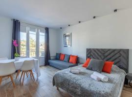 Beautiful equipped apartment in downtown Deauville 4P1BR, place to stay in Deauville