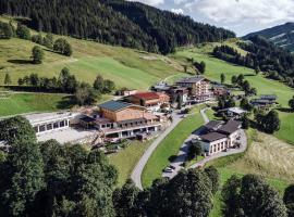 Familienresort Ellmauhof - das echte All Inclusive, hotel in Saalbach Hinterglemm