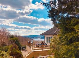Villa des Suisses avec Jacuzzi & vue sur Lac des Settons, magánszállás Moux-en-Morvanban