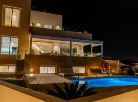 Villa Palm Beach - Incredible villa with 5 rooms, amazing sea view and private pool