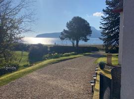 Lamlash- Self catering accommodation with seaviews, place to stay in Lamlash