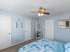 Longer term option 1 Bed by Clear Lake, NASA and Kemah