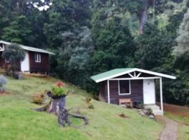 Miriam'S Quetzals lodge, holiday rental in San Gerardo de Dota