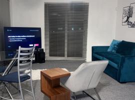 Luxury 1 Bed apartment with parking, hotel near Etihad Stadium Manchester, Manchester