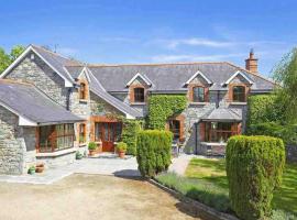 Countryside Home located just outside Dublin City, hotel econômico em Dunboyne