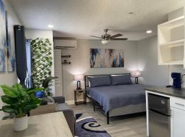 Sunny Palms Inn, hotell i Lake Worth