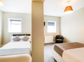 Skyrichies Properties, Hotel in Oujda