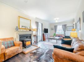 Eckford House - Uk39880, hotel with parking in Benmore
