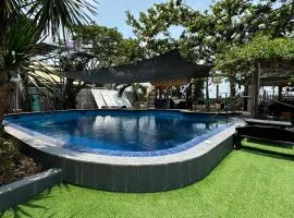 Generosa Beach Club