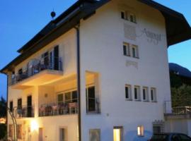 Pension Angergut: Tscherms şehrinde bir otel