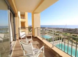 Stunning Seafront Portomaso Apartment