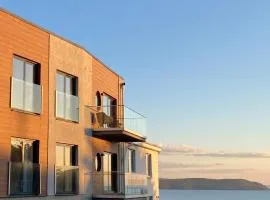 1 Rockham - Luxury Apartment at Byron Woolacombe, only 4 minute walk to Woolacombe Beach!