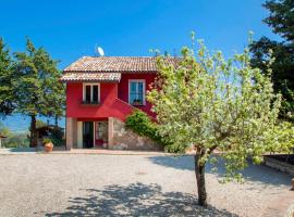 Holiday Home La Letizia by Interhome, casa o chalet en Collemancio