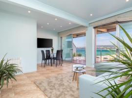 Apartamento primera línea de mar Palamós, khách sạn ở Palamós