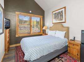 Telluride Mountain Lodge Skiin Out amazingLocation, hotel i Telluride