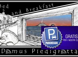 B&B Domus Piedigrotta, hotel a Pizzo