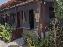 Pousada Flor do deserto - Mandacaru, guest house in Santo Amaro