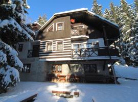 Holiday Home Chata Labaika by Interhome, hotel en Harrachov