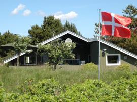 Holiday Home Nilda - 1km from the sea in Western Jutland, cabaña o casa de campo en Vejers Strand