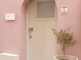 Mitos Cozy Rooms