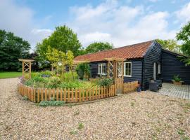 Sundial and Woodland Lodge, hotel di Wilby