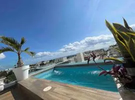 Best penthouse on 5av! Private pool! rooftop with ocean view
