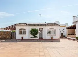 Chalet Fuentes 1 con piscina común