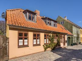 Awesome Apartment In Rudkbing With Wifi And 3 Bedrooms, hotel v mestu Rudkøbing
