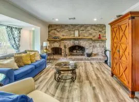 Ping-Pong and Grill Retreat 5 Mi From Boardwalk!