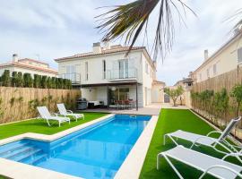 Casa Schaefer - Wunderschönes Haus mit Pool in der Nähe von Palma, hotel s bazenima u gradu 'Puigderrós'