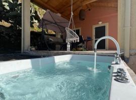Nikos' Home, penginapan dengan onsen di Gastourion