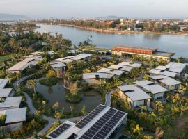 Amber Kampot, resort in Kampot