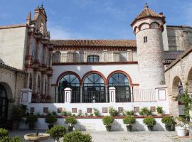 El Palacio de San Benito, renta vacacional en Cazalla de la Sierra