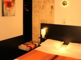 LE SAINT AUGUSTIN, hotel v destinaci Saint-Amour