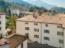La Canonica Suite Apartments New Location, hotell i Trento