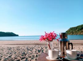 Akoya Beach Sunset Camp, camping i El Nido