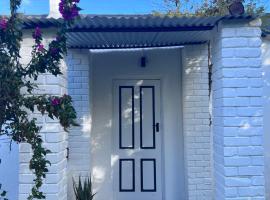 Tollbosch, self-catering accommodation in Somerset West