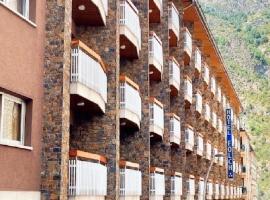 Hotel Folch: Sant Julià de Lòria şehrinde bir otel