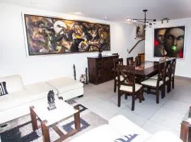 Beautiful Penthouse in Lima, in front of the park